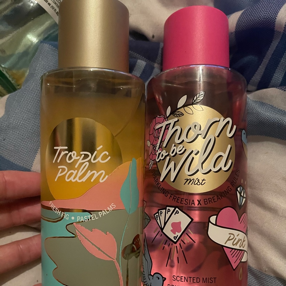 Pink body mist